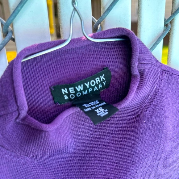 H&M cute blouse size 0 - Picture 3 of 3